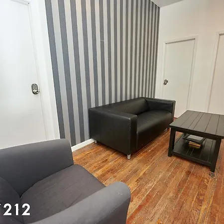 Apartment 1st Ave Apt 9 *