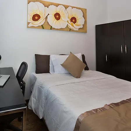 Apartment Sullivan Street & West 3rd Apt 4r New York