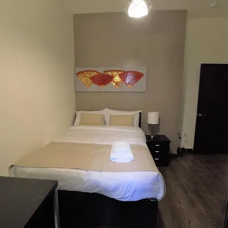East 7th Street Apt 1m Apartment