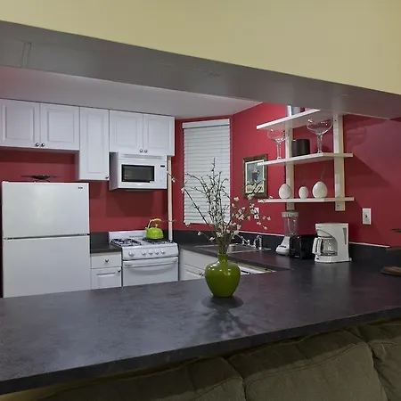 West 47th Street Apt 3b Apartment New York