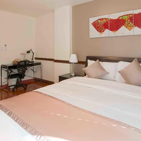 East 37th Street & Lexington Ave. Apt 1r * New York