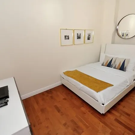 Midtown South One Bedroom *