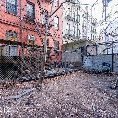 Mulberry & Grand Street Apt 10 Apartment *