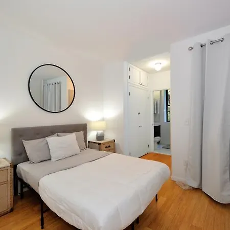 Apartment Stunning 2 Bed 2 Bath Ues Close To Museums New York