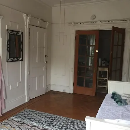 Rahshoeraylynn Bed & Breakfast *