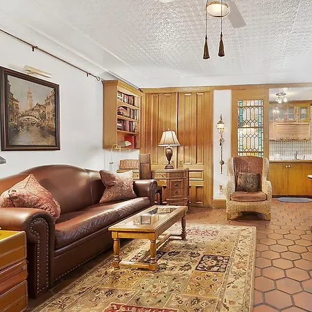 City Guest house 5*