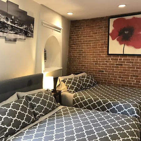 Manhattan Studio