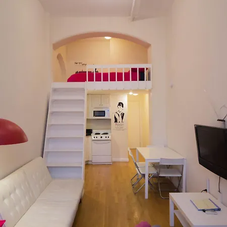 Studio Plus - Couple'S Studio Apartment
