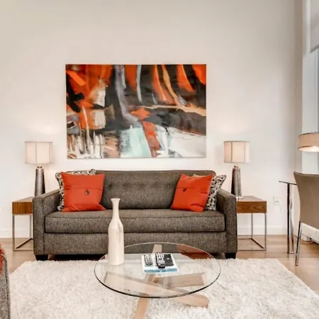 Apartment Churchill Living Sky New York