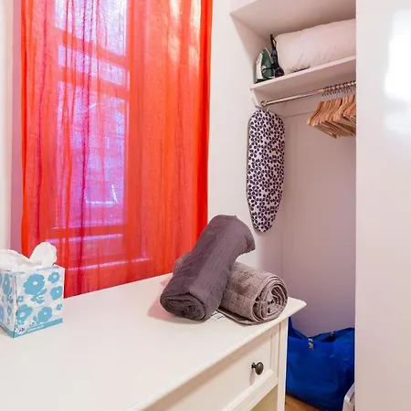 Times Square Two Bedroom Holiday Loft Apartment New York