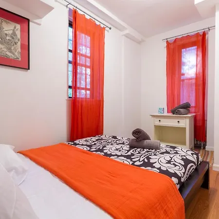 Times Square Two Bedroom Holiday Loft Apartment New York