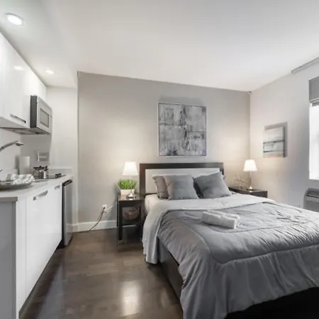 Beautiful Studio At Midtown West Apartment New York