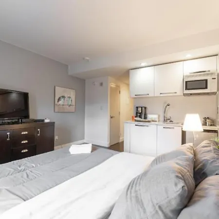 Beautiful Studio At Midtown West Apartment New York