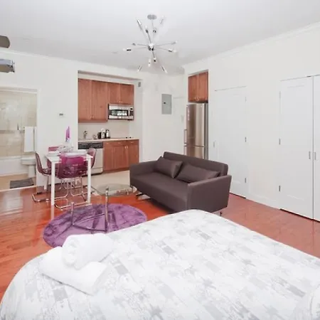 Midtown South One Bedroom Apartment