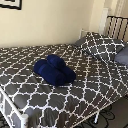 Beautiful Apartment In Midtown, Huge, Central And Bright