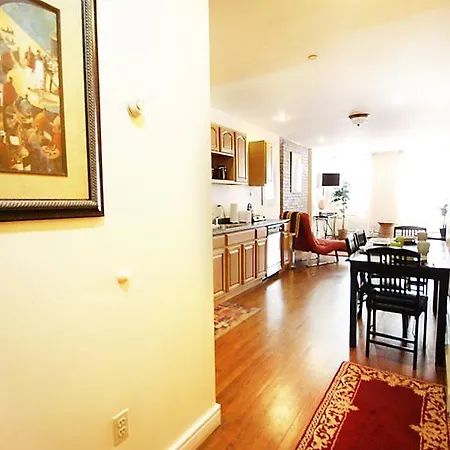 Apartment Sleeps 6 Wifi
