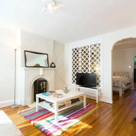 Sleeps 5 Air Con Wifi * New York