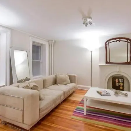 Sleeps 5 Air Con Wifi * New York
