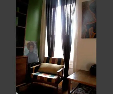 Brownstone 3 *