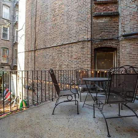 Cool Lower East Side 1br Duplex W/ Backyard! * New York