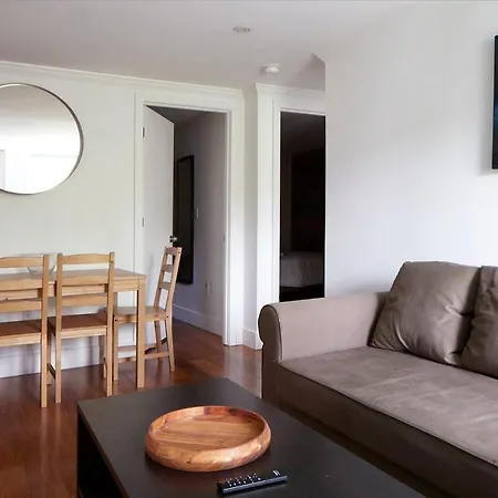 Bright, Spacious 3br/2ba In East Village, Great For Groups And Families! *