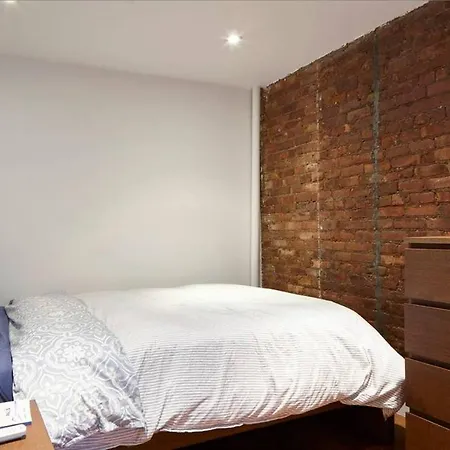 Bright, Spacious 3br/2ba In East Village, Great For Groups And Families! New York