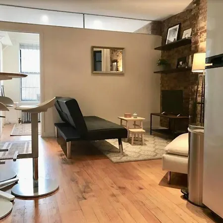 Perfect For Your Time In Nyc: Well-designed Lower East Side 1br Apartment New York