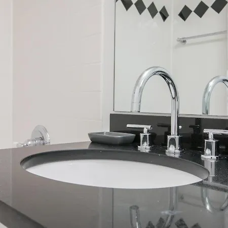 Apartment Luxury 2 Bedrooms Upper West Side Manhattan *