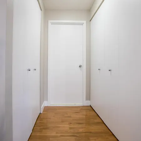 Luxury 2 Bedrooms Upper West Side Manhattan Apartment *