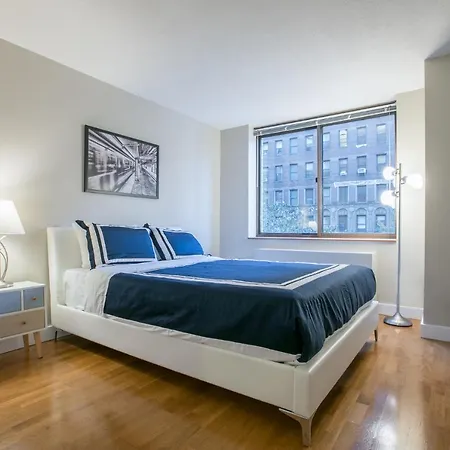 Luxury 2 Bedrooms Upper West Side Manhattan Apartment New York