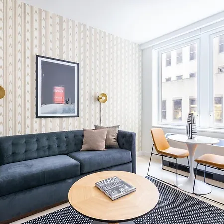 Dashing Suites At Wall Street By Sonder Aparthotel *
