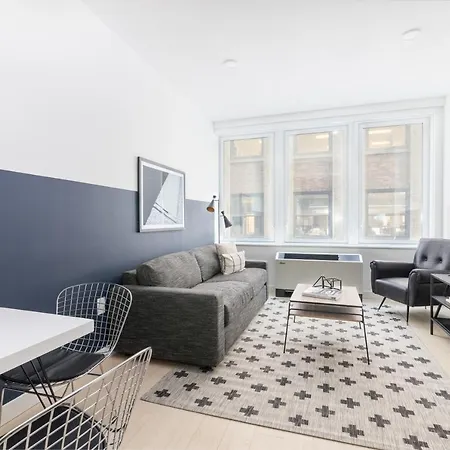 Deluxe Suites At Wall Street By Sonder Aparthotel *