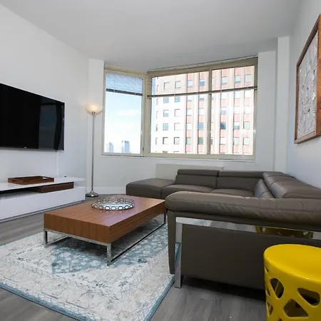 Apartment 2 Beds 2 Baths In Midtown West *