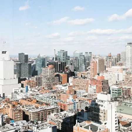 2 Beds 2 Baths In Midtown West