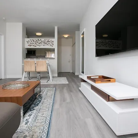 2 Beds 2 Baths In Midtown West Apartment *