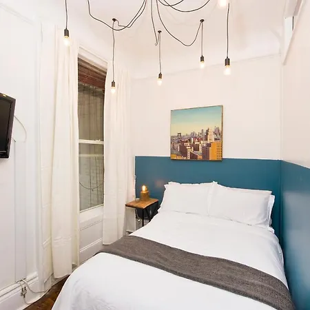 Central Two Bedroom In Times Square Apartment