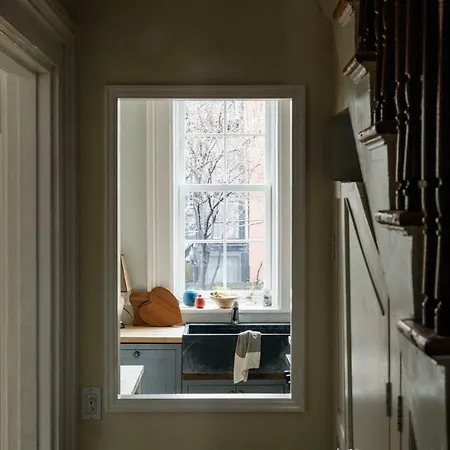 Hoyt Townhouse Ii By Onefinestay