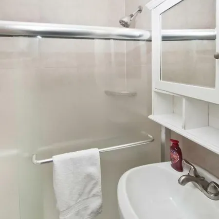 339 East #232482 Apts Apartment *