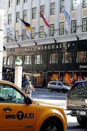 Spectacular Fifth Avenue Ultra Luxurious Large 3 Bed Gym Doorman Elevator Apartment *