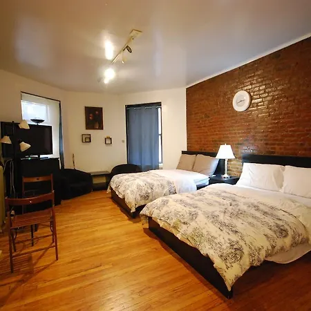 Studio In Times Square Apartment *