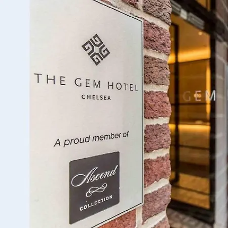 36 Hudson (adults Only)