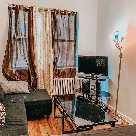 Family Times Square Apartment *