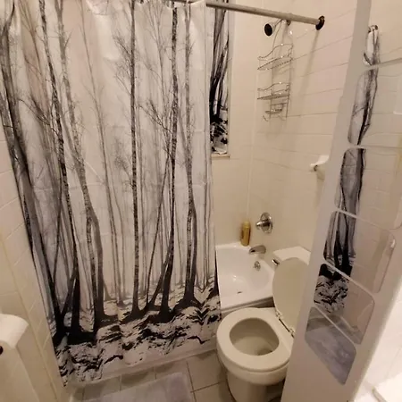 Upper West Side Nice 2br *