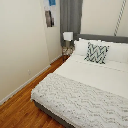 Apartment Midtown West Convenient One Bedroom