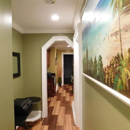 Beautiful High-end Two-bedroom Apartment New York