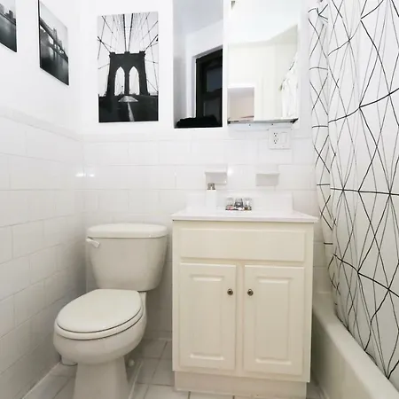 Apartment Amazing 2 Bedroom Apt Heart Upper East Side