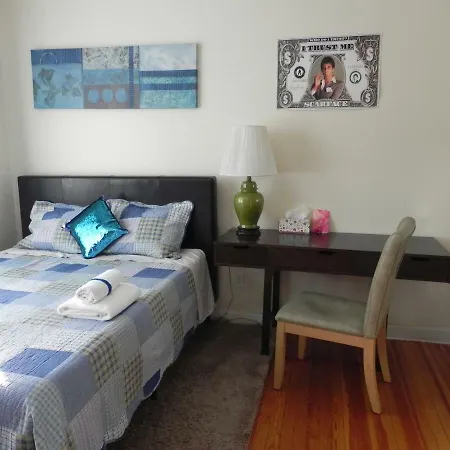 Cozy Master Bedroom Close To Lga And Jfk Homestay *