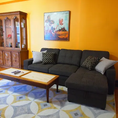 Brooklyn Style Apartment *