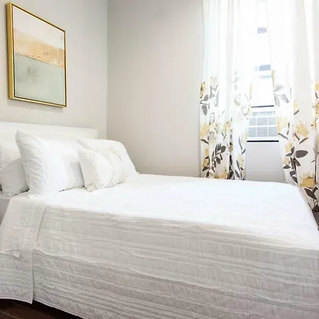 Hostel Private Bedroom In City New York