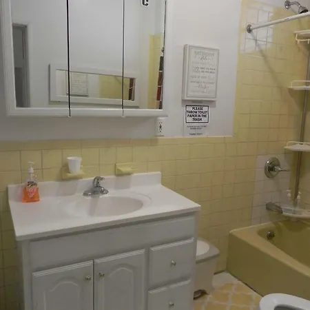 Cozy Master Bedroom Close To Lga And Jfk * New York